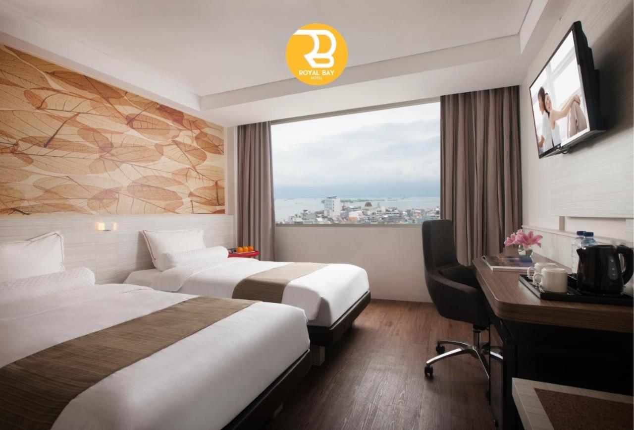 Royal Bay Hotel Макасар Экстерьер фото